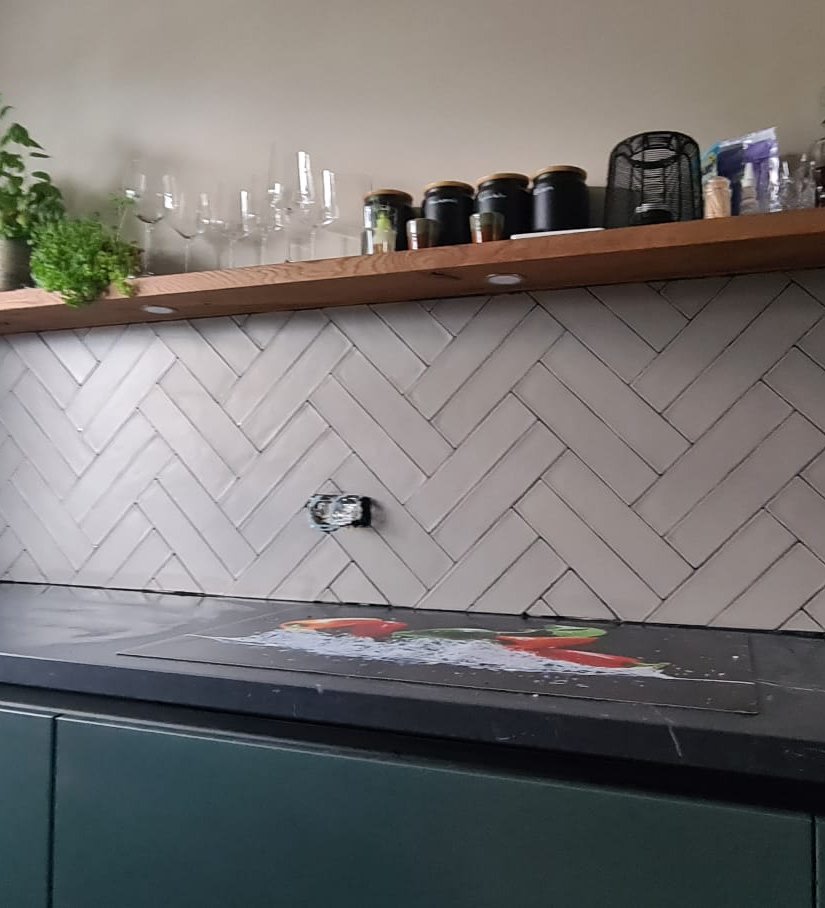 Keuken betegelen in Nijeveen